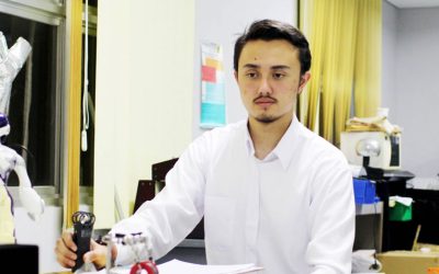 Pesona Riset dan Fisika bagi Arifin Dobson