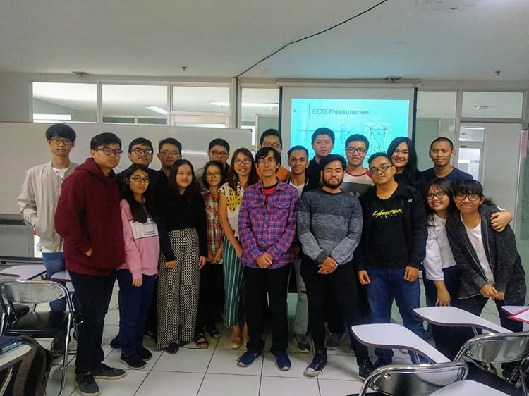 Kuliah Tamu: Elektrokardiografi (EKG) dan Pengembangan Aplikasi Android (Narasumber: Arga Aridarma S.Si, M.T., )