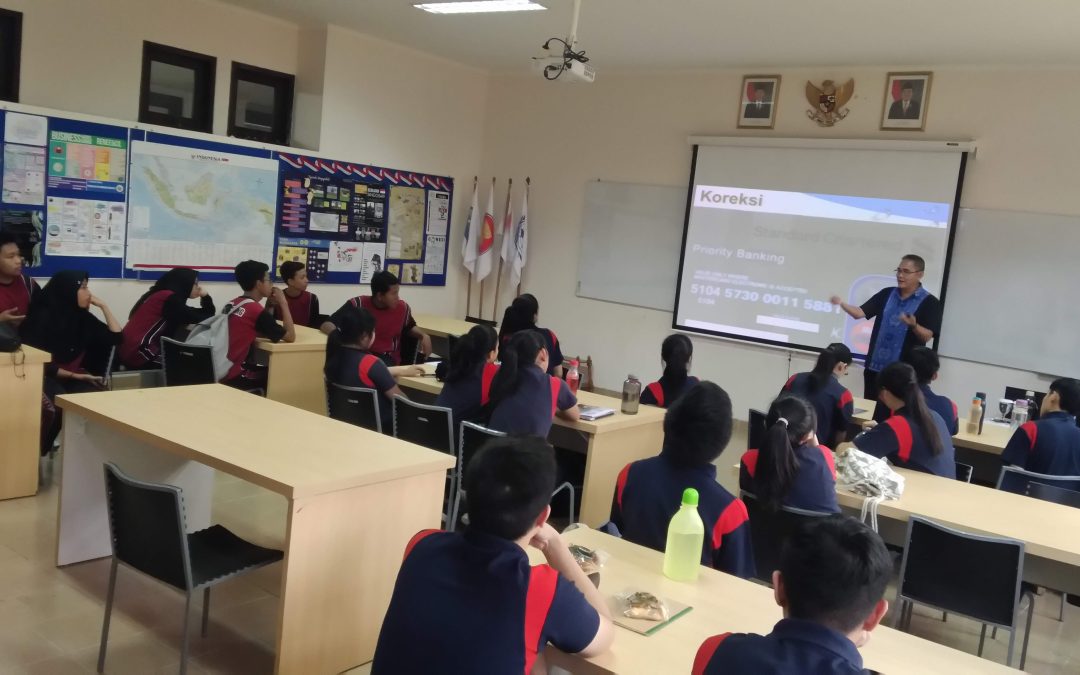 Workshop Crime Scene Investigation (CSI) di SMA St Laurensia, 7&14 September 2019